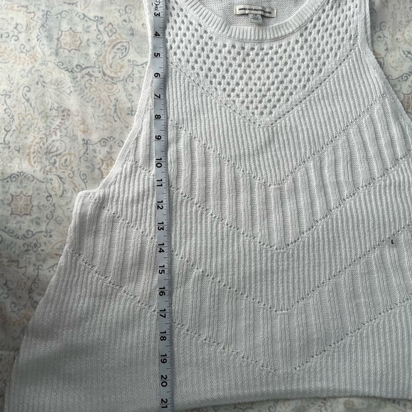 American Eagle Outfitters White Ribbed Cropped Tank Top - Picture 5 of 10